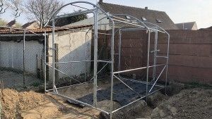 Armature de serre de jardin