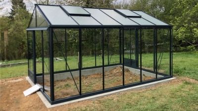 Serre en verre 